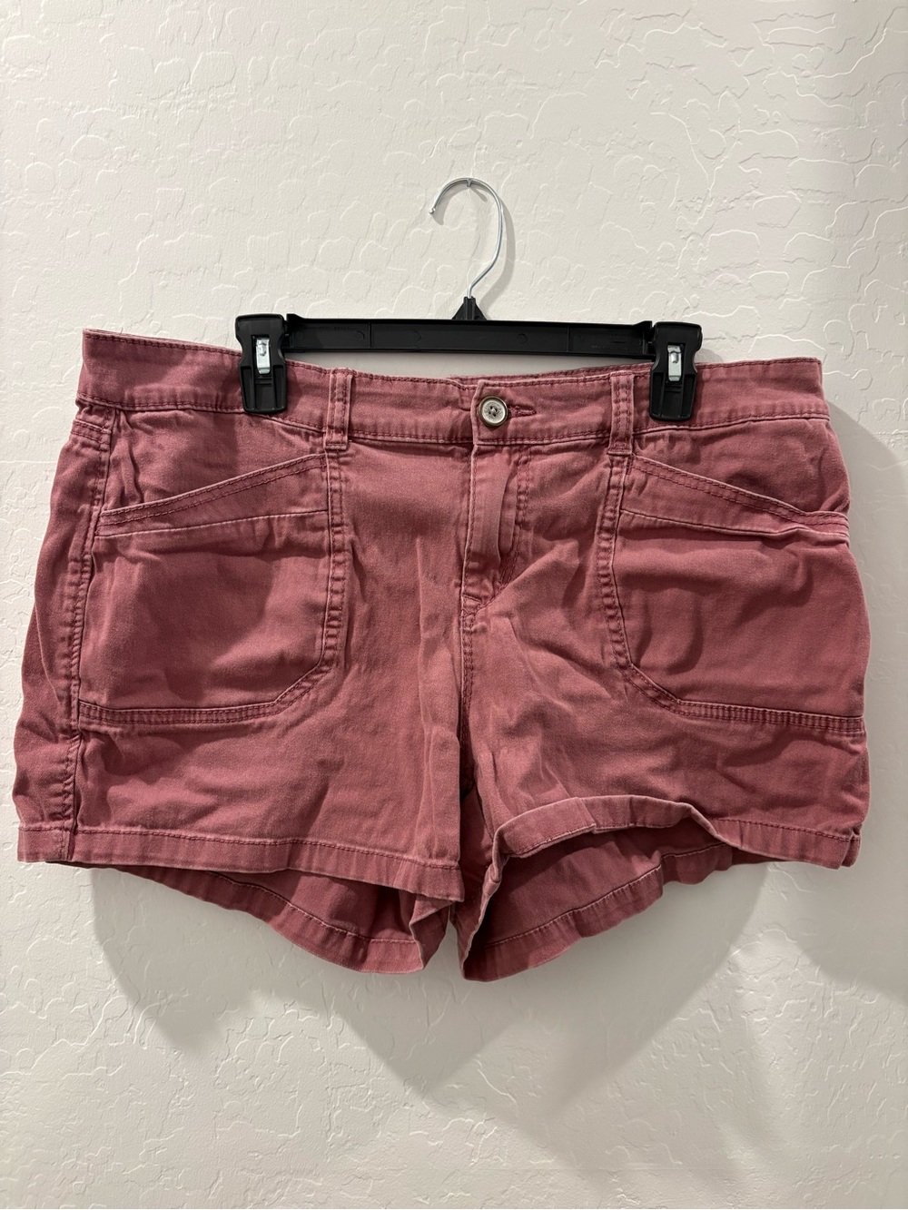 Unionbay Women’s Dusty Rose Utility Cargo Shorts Size 17 Casual Summer